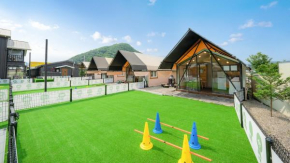 Gapyeong Dangdangi Pet Glamping Gold